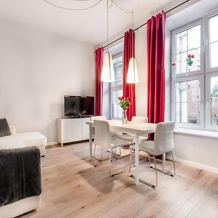 Golden Gate By Loft Apartments Gdansk Bagian luar foto